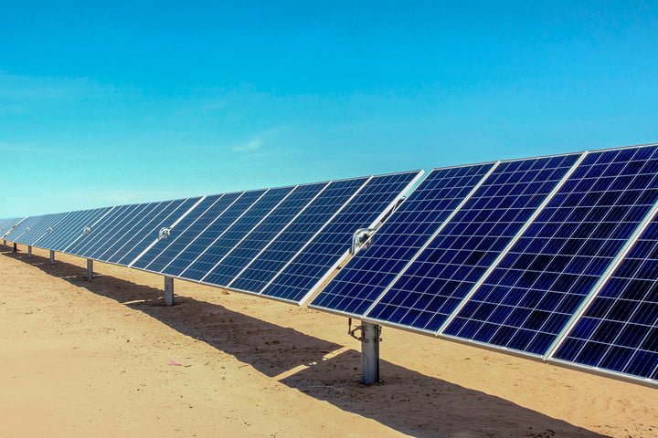 solar farms/مزرعه خورشیدی