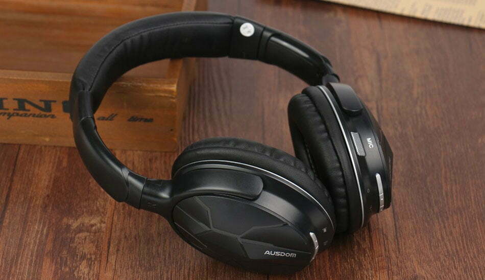 Ausdom headphone