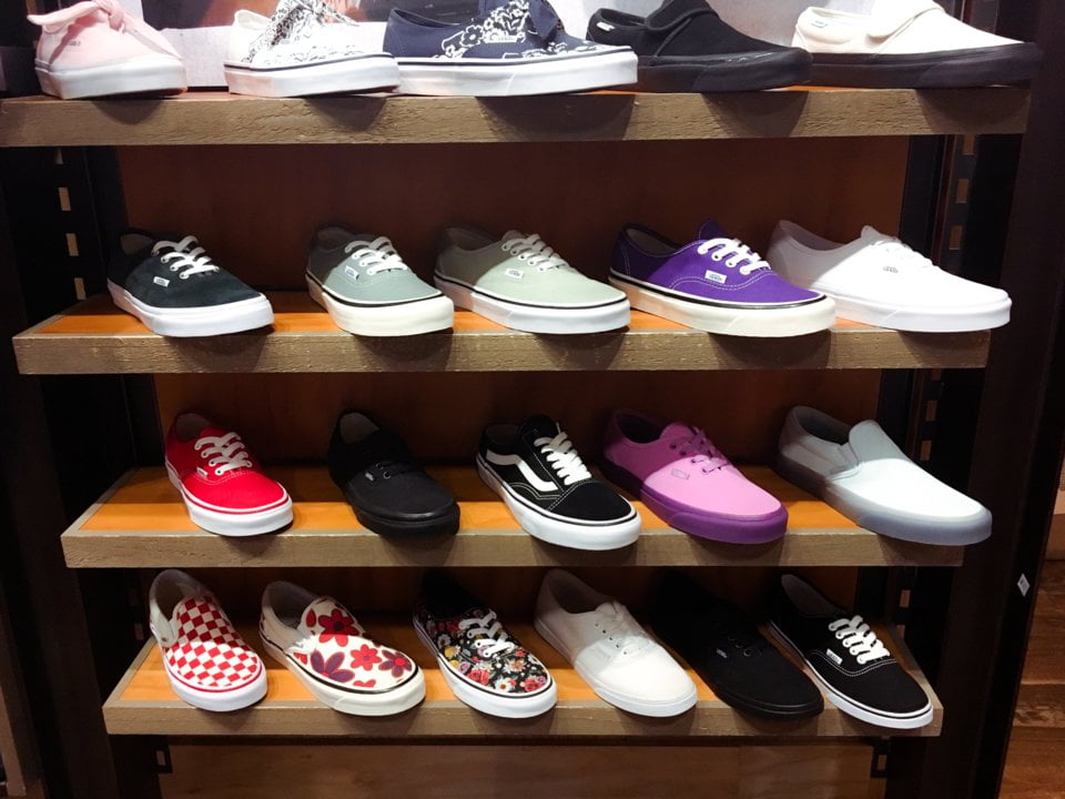Vans / ونس