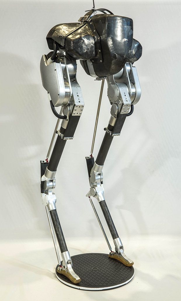Robot / روبات