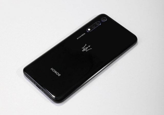 Honor V20 Maserati edition/ آنر وی ۲۰۲۰ نسخه مازراتی