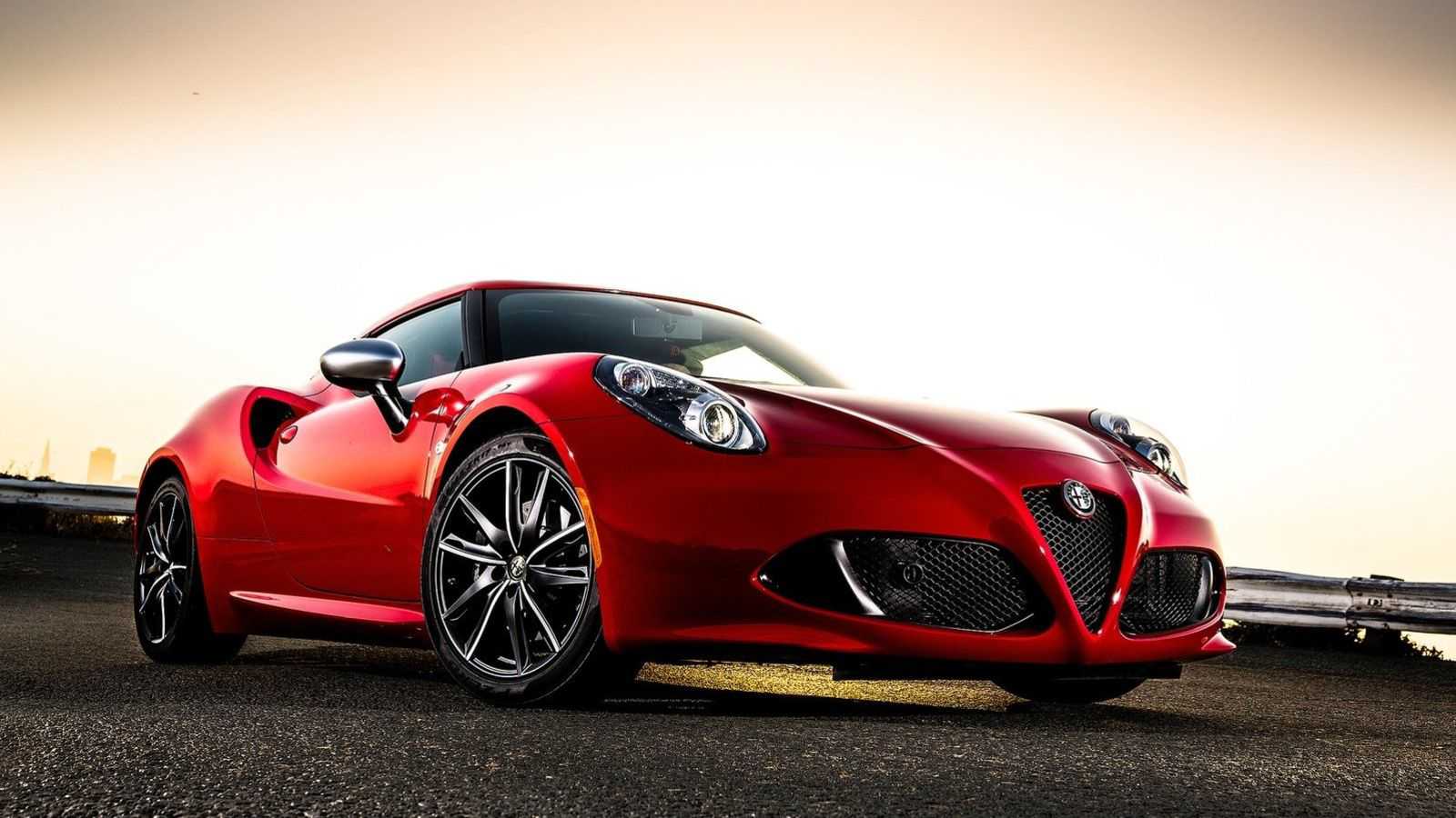 آلفا رومئو 4C کوپه / Alfa Romeo 4C Coupe