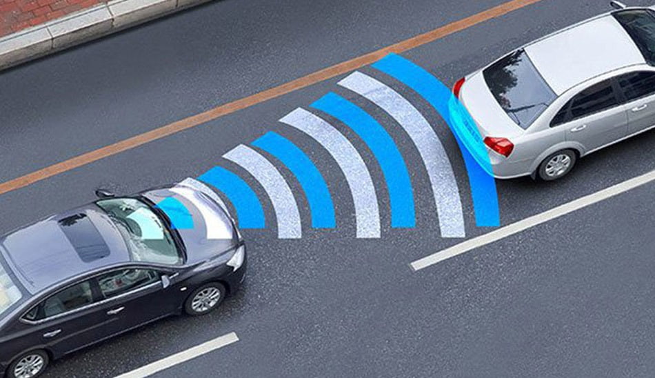 هشدار برخورد از جلو (Forward Collision Warning)