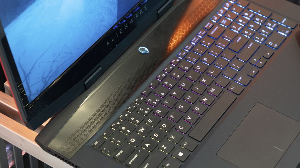 Alienware m17 / ایلینور ام 17