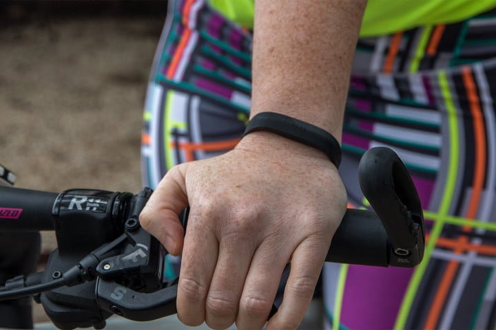 مچ بند هوشمند سلامت / Fitness Tracker
