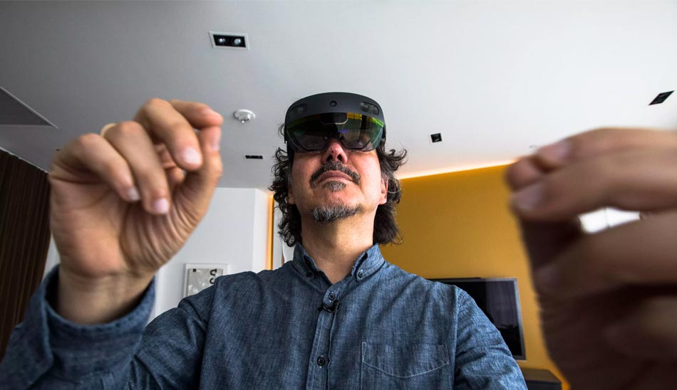 آزمایشگاه هدست واقعیت مجازی هولولنز 2/ homicrosoft hololens 2 lab