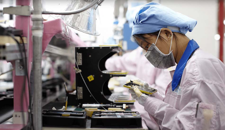 کارخانه آیفون اپل / apple iphone factory