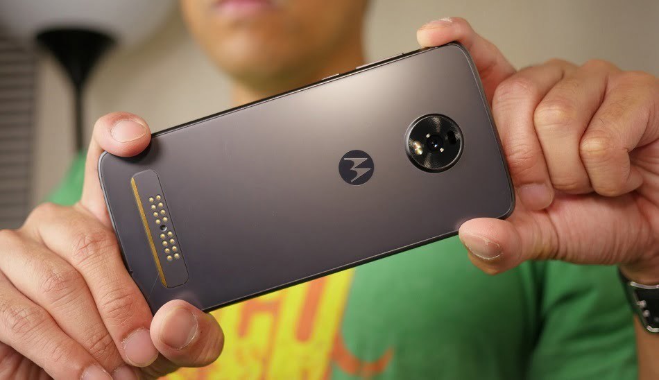 Moto-Z4-Review / موتو زد 4
