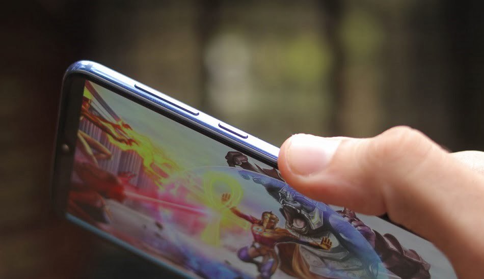 xiaomi_mi9_se_review / بررسی شیتئومی می 9 اس ای