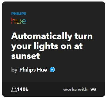 hue-lights-on-at-sunset / روشن شدن لامپ فیلیپس غروب آفتاب