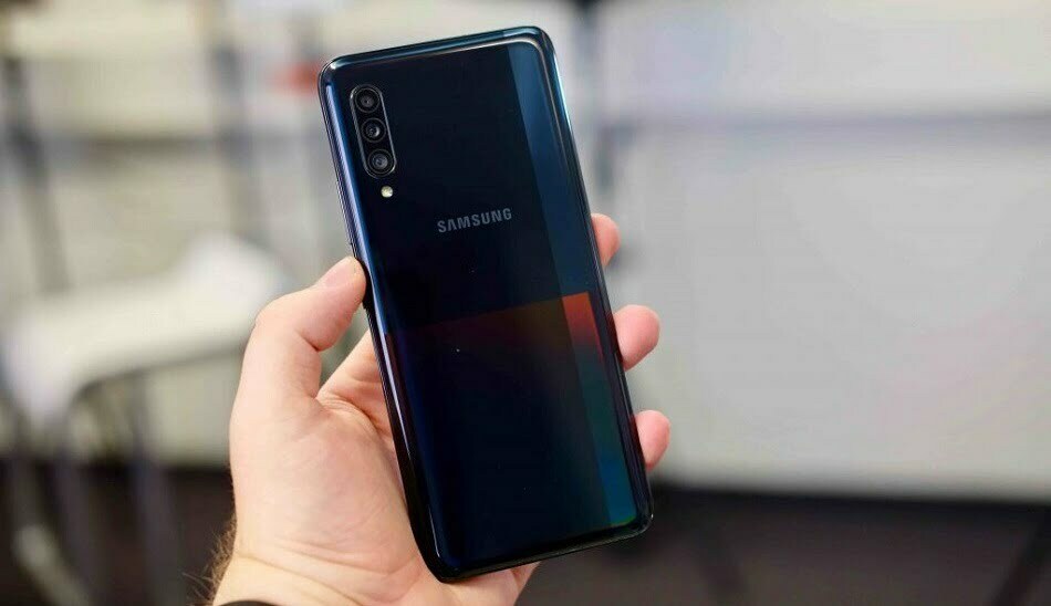 Samsung Galaxy A90 5G / طراحی و صفحه نمایش سامسونگ a90