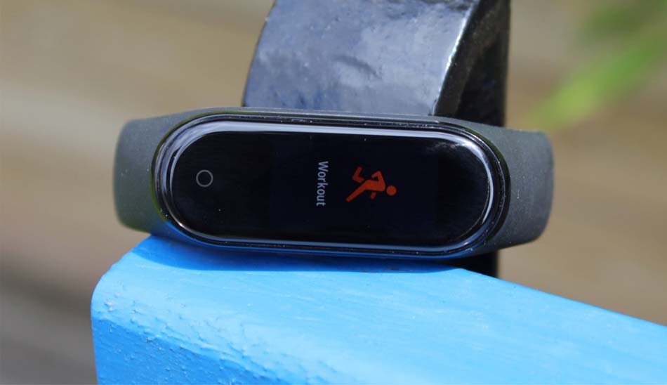 دستبند هوشمند Mi Band 4