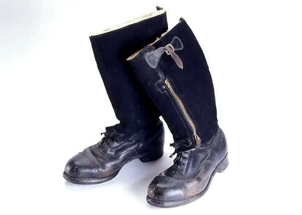 Escape boots / چکمه های فرار