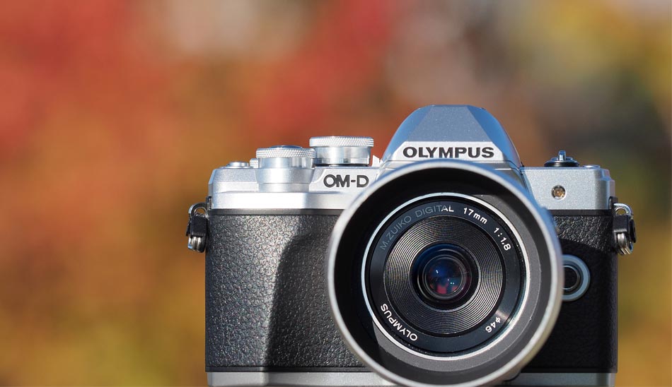 دوربین Olympus-D E-M10 III