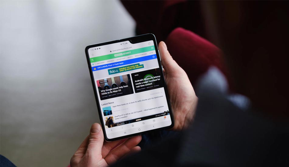 galaxy fold display/ نمایشگر گلکسی فولد