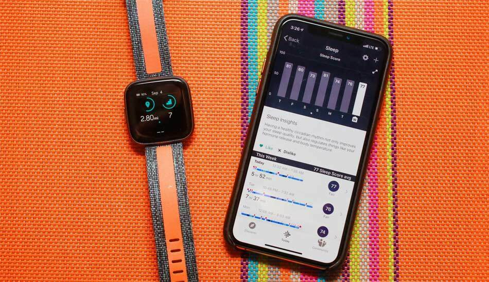 fitbit smartwatch with mobile softwar/ ساعت هوشمند فیت بیت و نرم افزار موبایلی