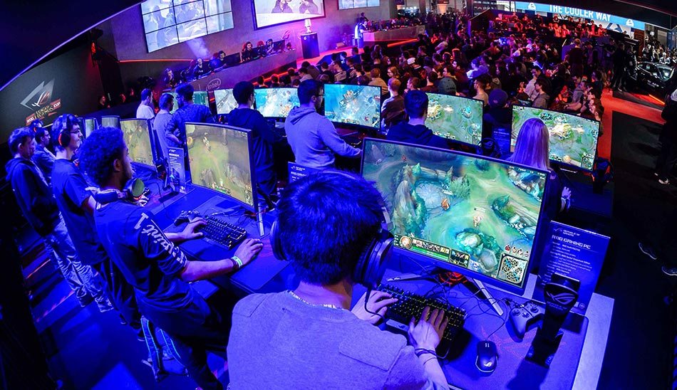 Esports / ورزش الکترونیک / چگونه از گیم کسب درآمد کنیم