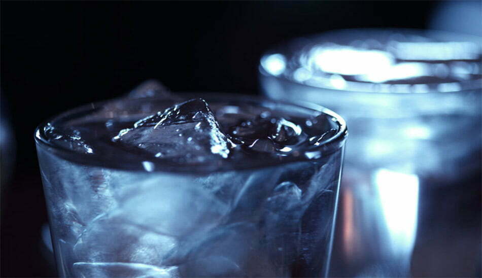 فواید-نوشیدن-آب-سرد/cold-water-drinking-benefits