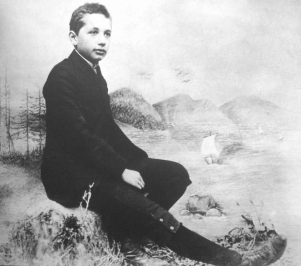 Albert Einstein / بیوگرافی انیشتین
