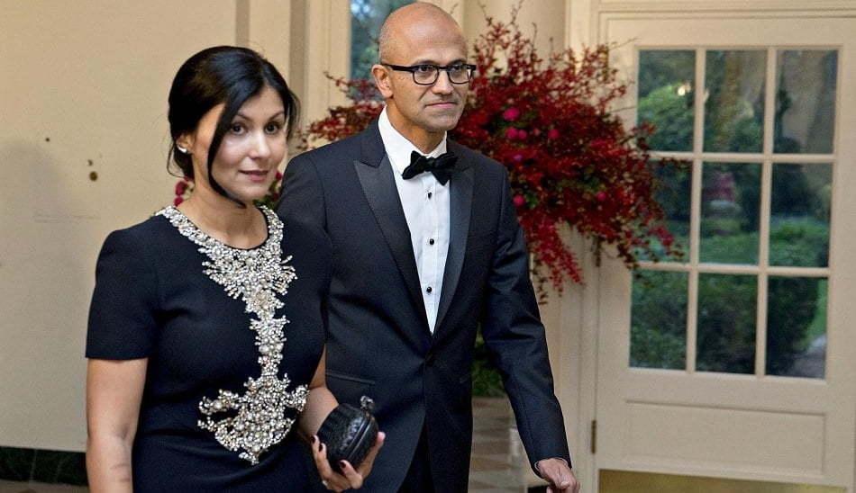 Satya Nadella / درآمد ساتیا نادلا