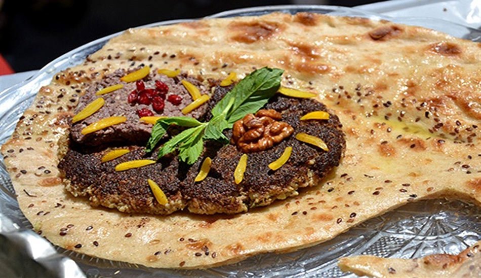 سفر به اصفهان در پاییز