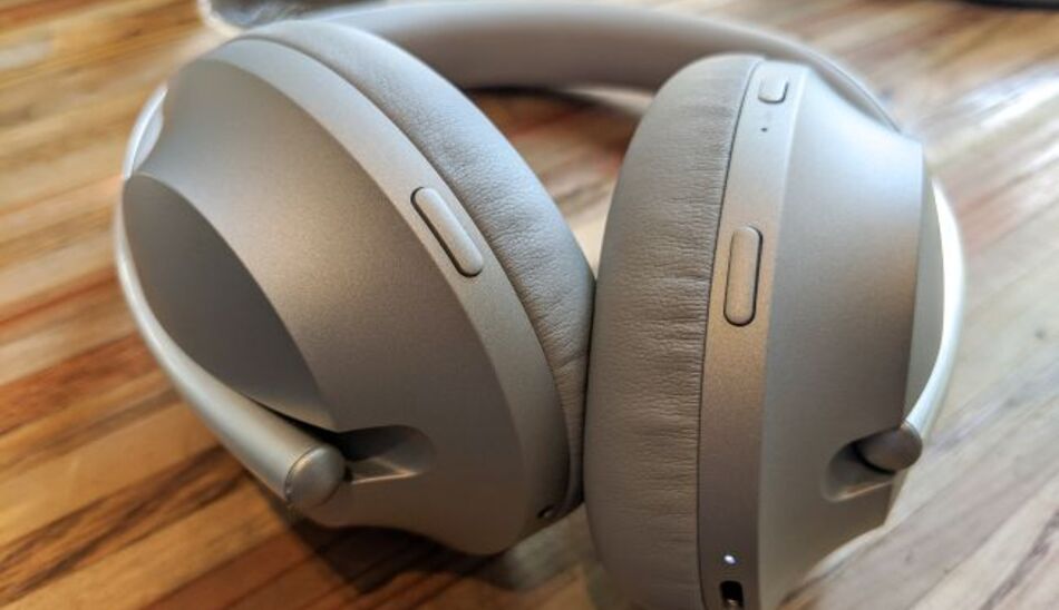 هدفون Bose 700 / هدفون Sennheiser Momentum 3