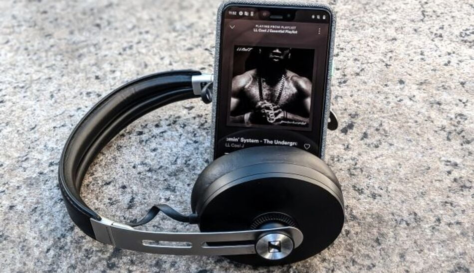 هدفون Bose 700 / هدفون Sennheiser Momentum 3