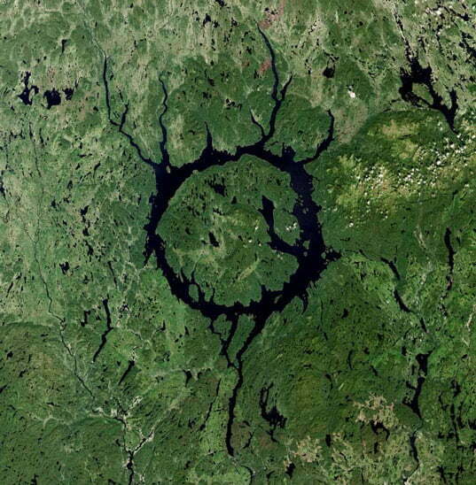 Manicouagan / برخورد شهاب سنگ ایران