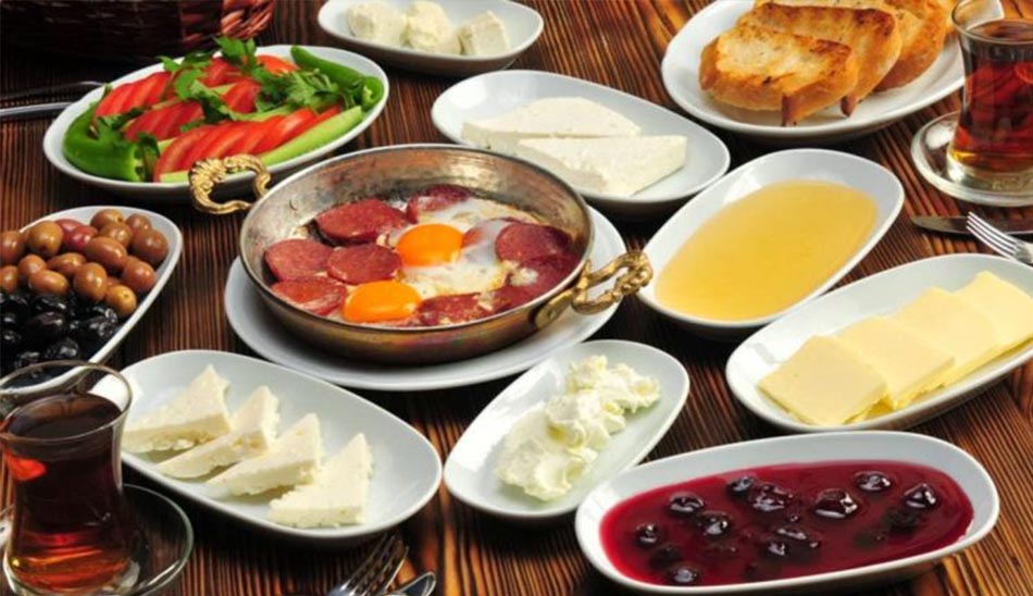 فواید صبحانه خوردن برای لاغری