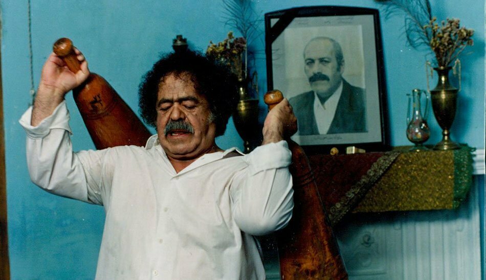 محمد علی کشاورز در فیلم مادر