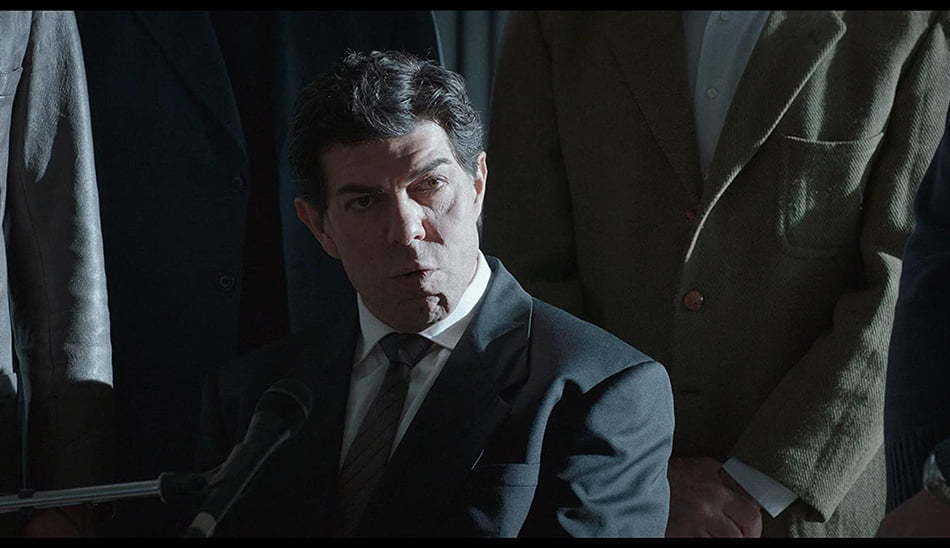 داستان فیلم traitor