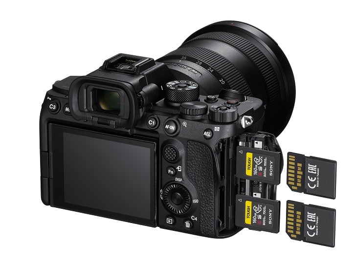 دوربین سونی a7S III کارت حافظه