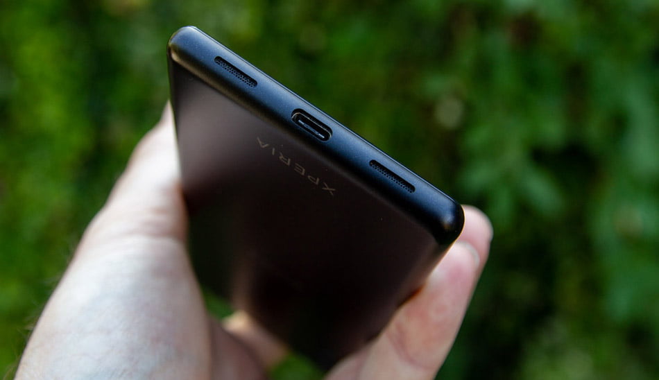 سونی xperia l4