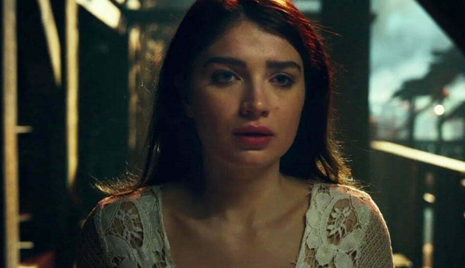 نقد و بررسی فیلم تسلا 2020