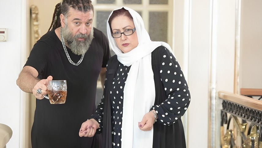 داستان فیلم هولیا