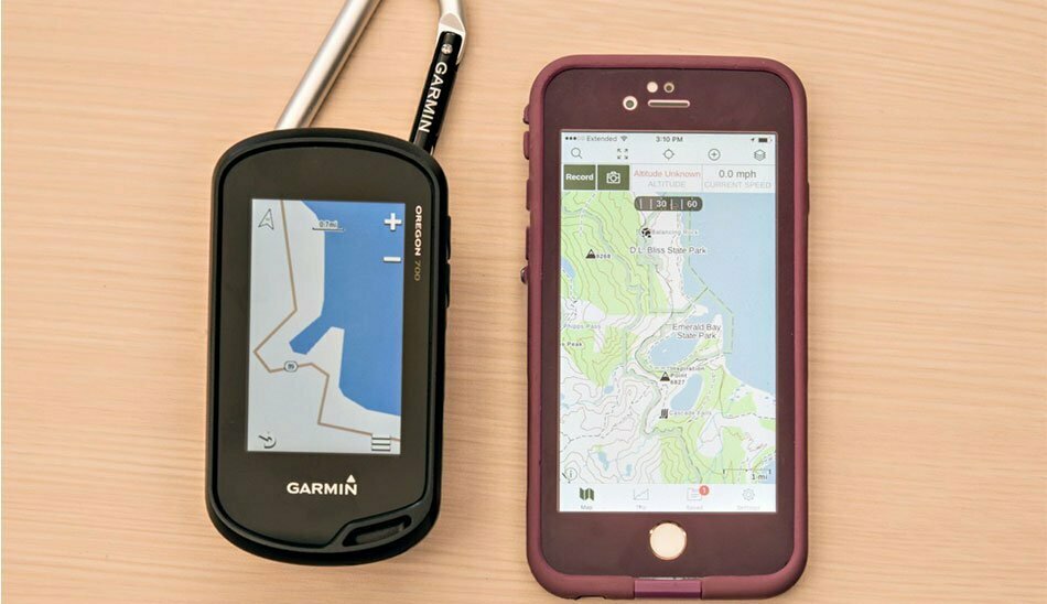 جی پی اس دستی/handheld-GPS-vs-application-smartphone