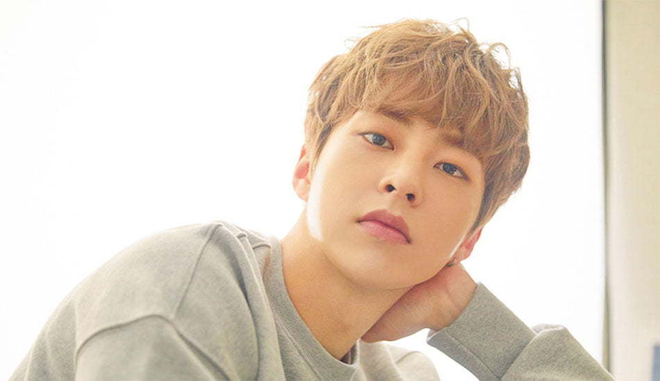 عکس گروه اکسو با اسماشون - شیومین (Xiumin)