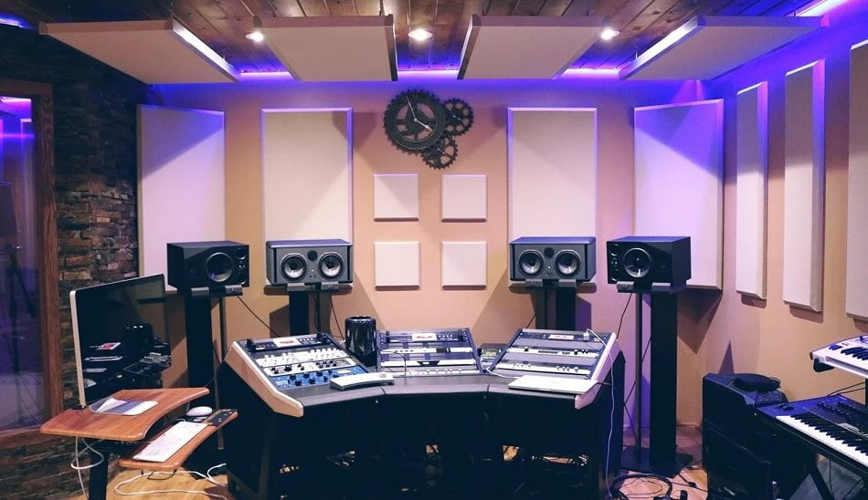 studio monitors / بهترین اسپیکر مانیتورینگ