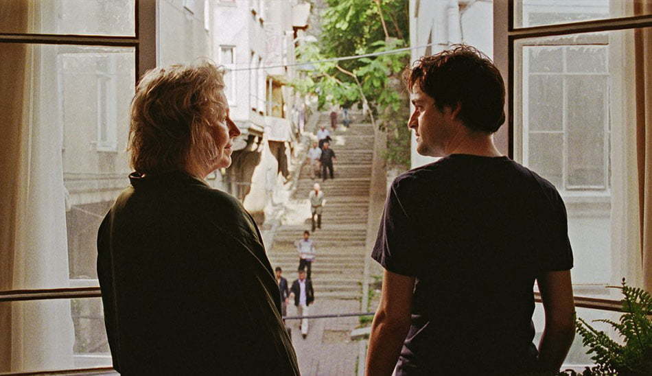 فیلم های سینمایی ترکیه ای - بهترین فیلم های سینمایی ترکیه ای عاشقانه - The Edge Of Heaven