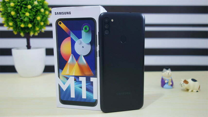 مقایسه a11 با m11 کدام بهتر است