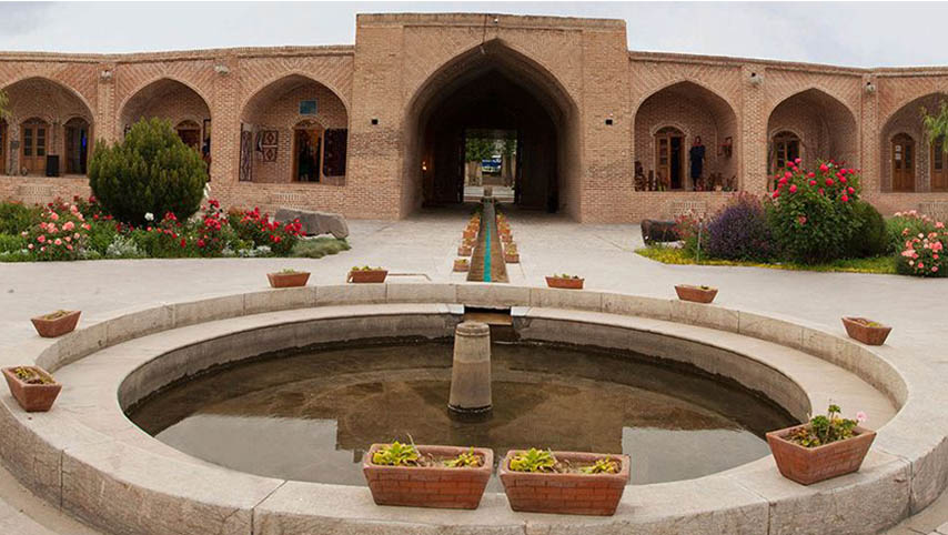 کاروانسراهای قدیمی / خانه بوم گردی