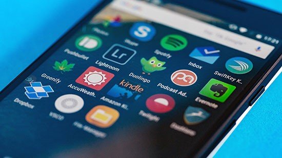 اهمیت آپدیت کردن اپ های تلفن همراه