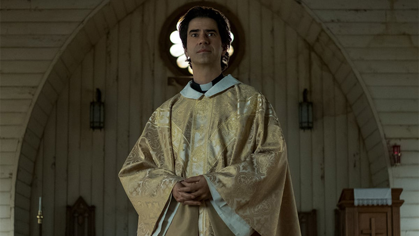 بهترین مینی سریال های نتفلیکس - مینی سریال عشاء ربانی نیمه شب - Midnight Mass
