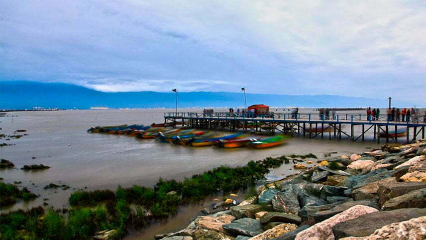 ساحل بندر گز