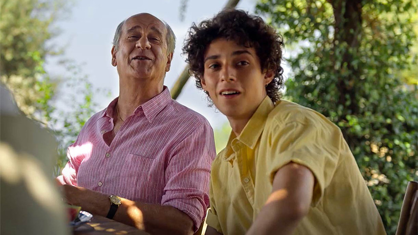 دانلود فیلم The Hand of God 2021