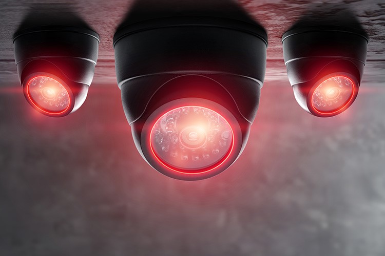 دوربین مداربسته یا دزدگیر؟