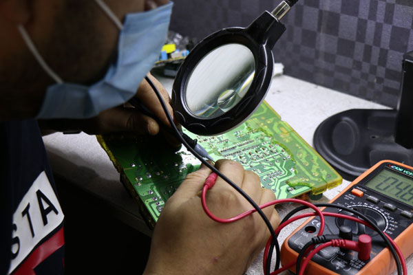 برد الکترونیکی