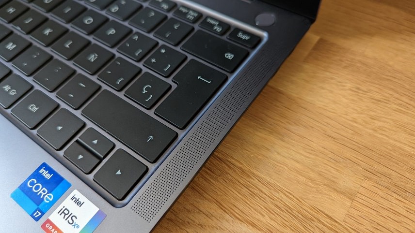 لپتاپ Huawei MateBook X Pro 2022 / ویژگی های فنی میت بوک ایکس پرو 2022