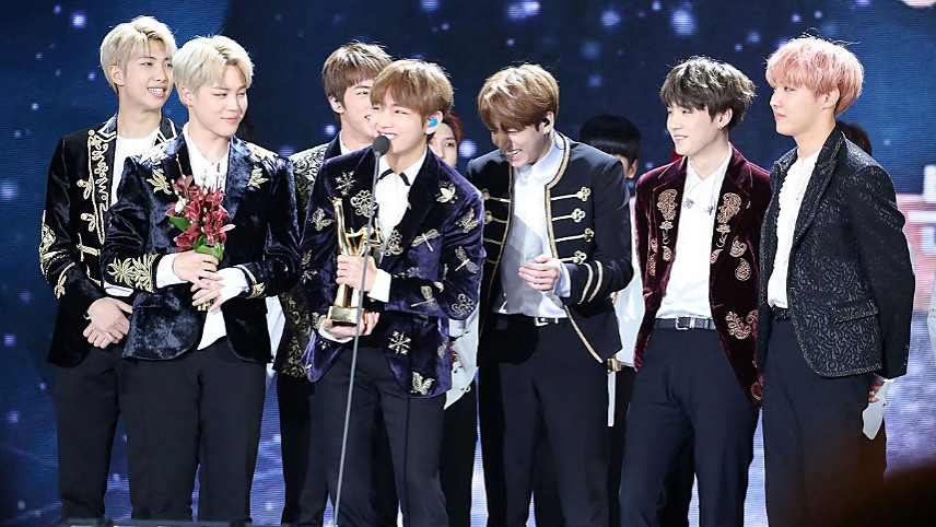 بی تی اس در جام جهانی قطر / اسم اعضای گروه BTS