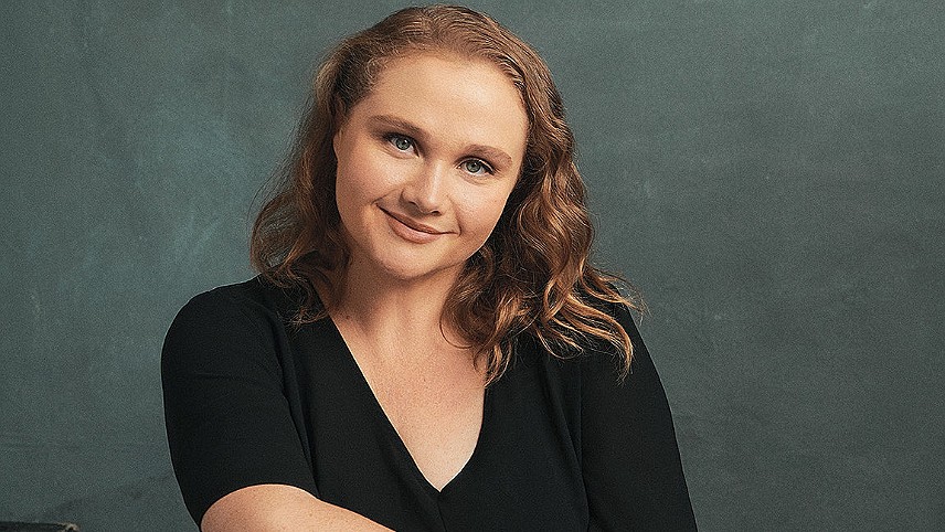 دانیل مک دونالد (Danielle Macdonald)-دانلود فیلم جعبه پرنده 2018